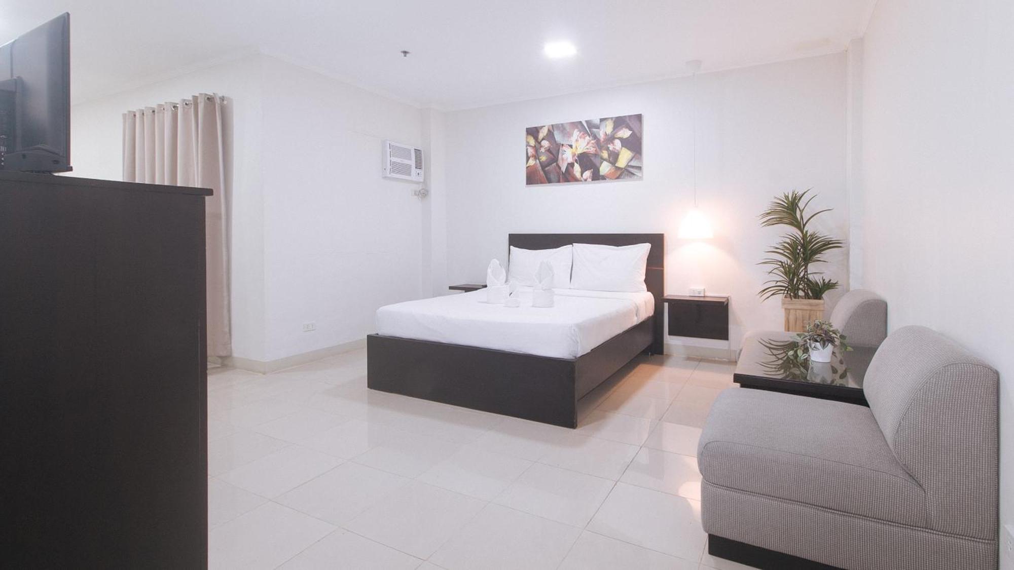 Urbanview At Evangelista Street Makati ماكاتي المظهر الخارجي الصورة
